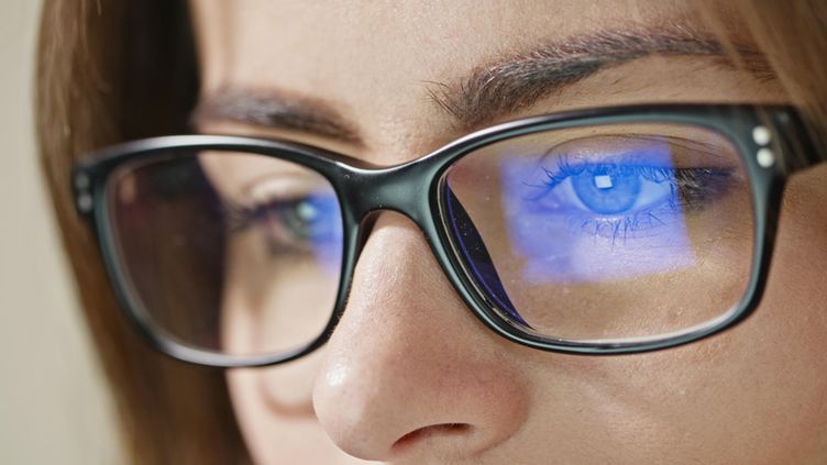 How Do Blue Light Glasses Work Everything You Need To Know